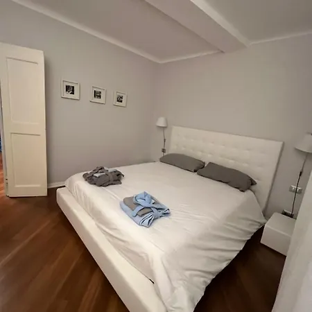 The S Place * ג'נובה